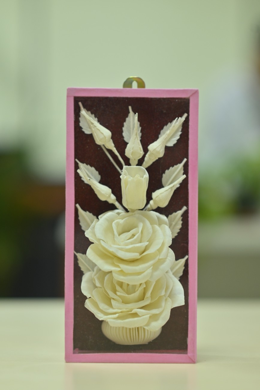 Sola Work Flower Showpiece